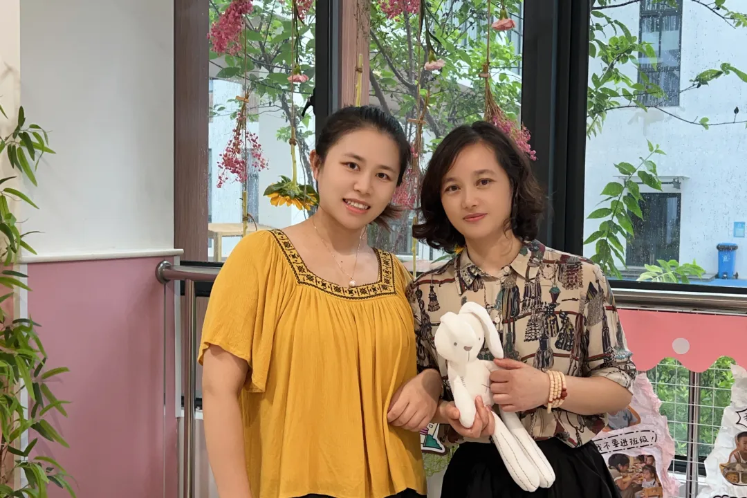 院子里的小幸福  两代人的幸福遇见