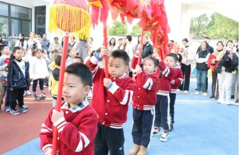 今日主打一个快乐有趣 ，哈哈哈~ ——宝带实验幼儿园大班组家长开放日