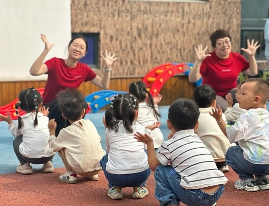 院子里的小幸福从清晨开始~